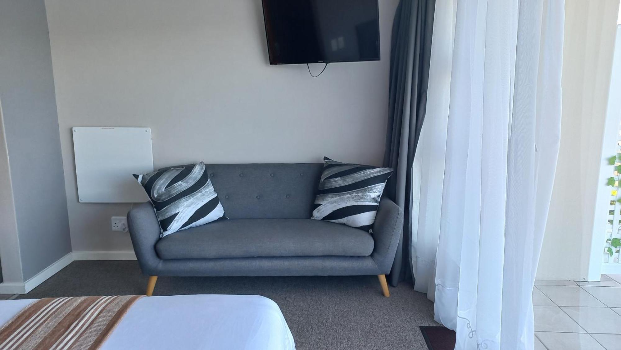 קניסנה Phoenix Lodge And Waterside Accommodation מראה חיצוני תמונה