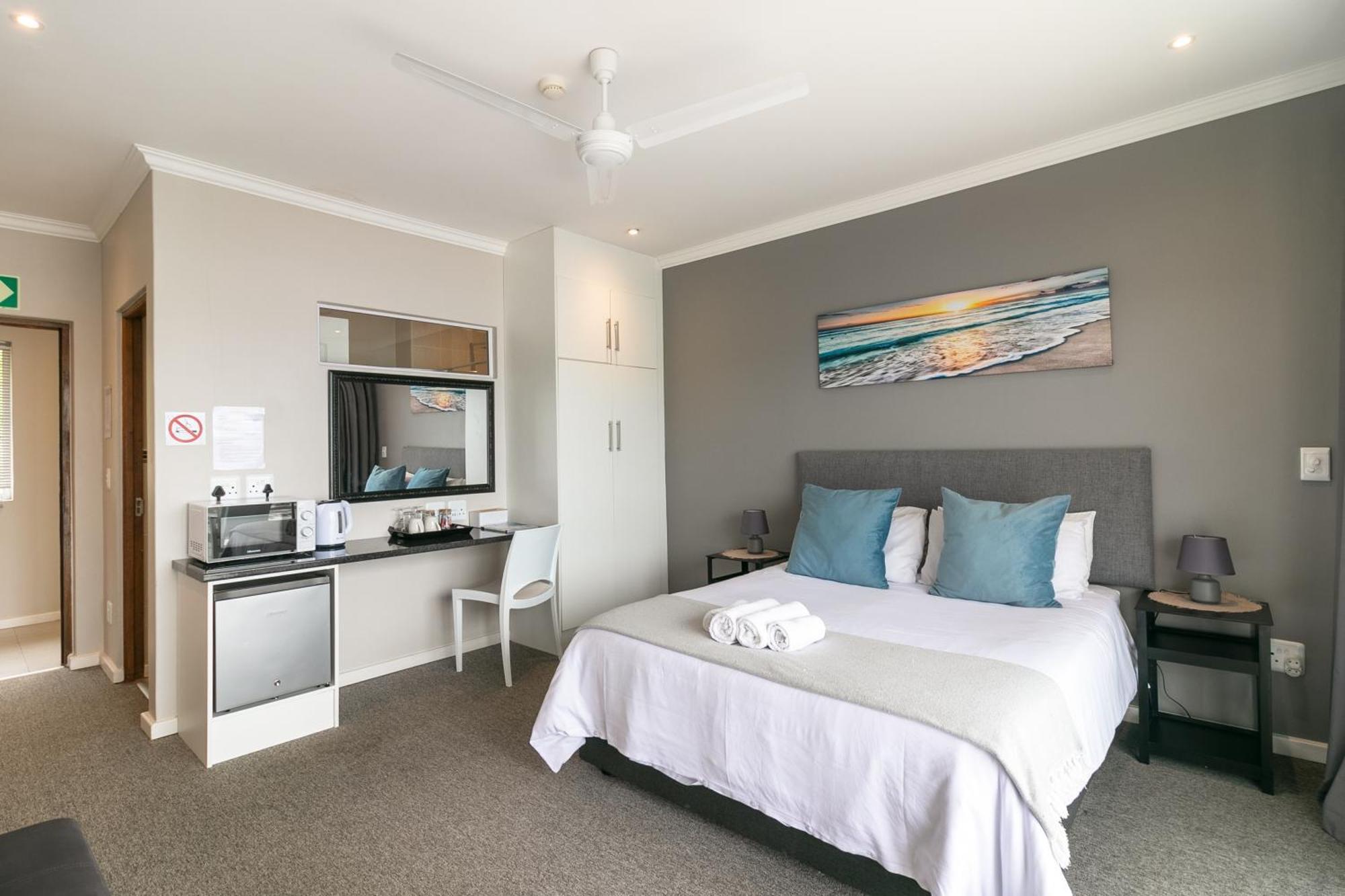 קניסנה Phoenix Lodge And Waterside Accommodation מראה חיצוני תמונה