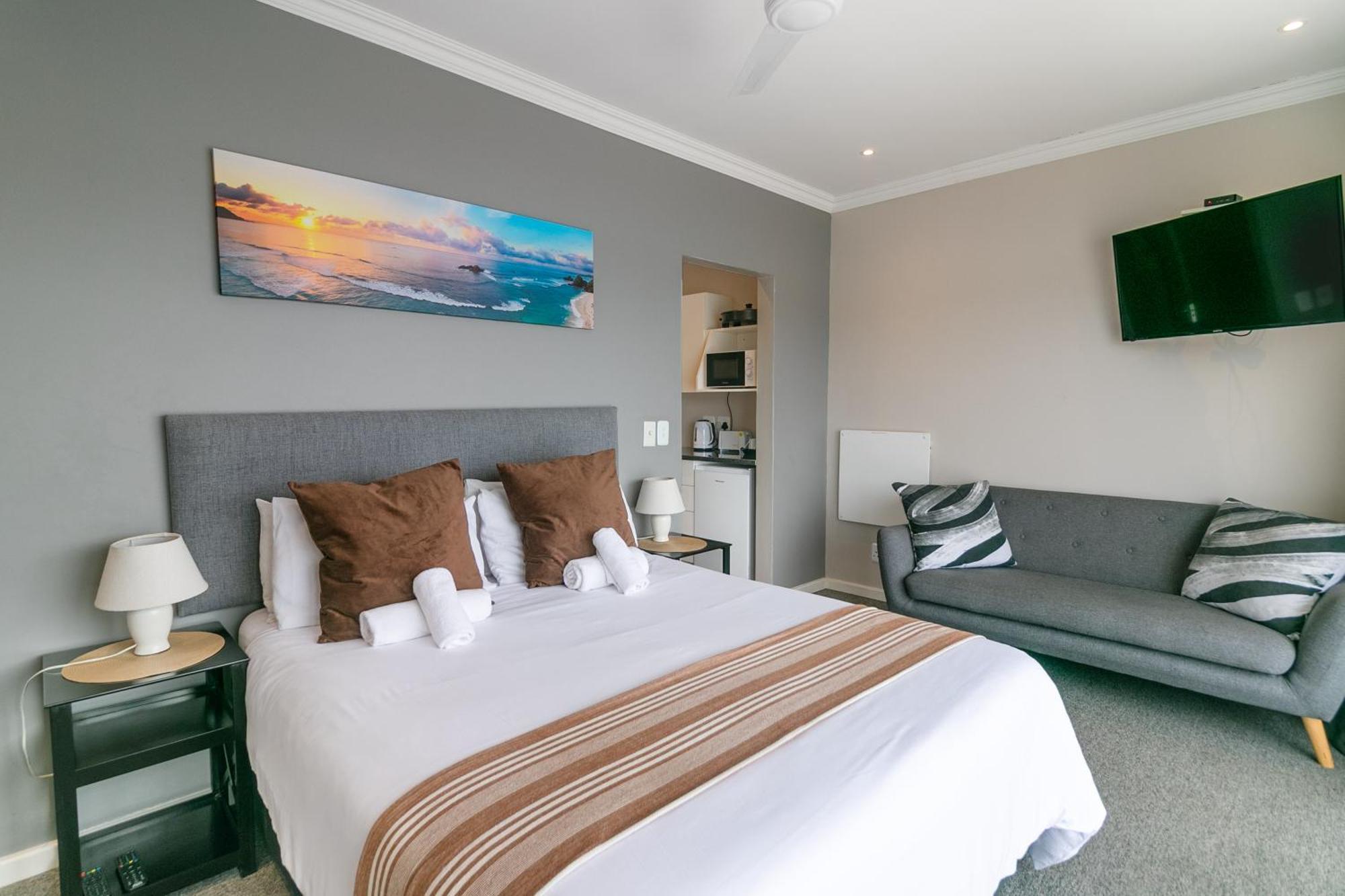 קניסנה Phoenix Lodge And Waterside Accommodation מראה חיצוני תמונה